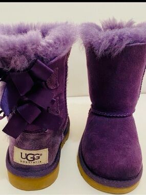 Ugg Purple Bow Girl Boots Size 6US